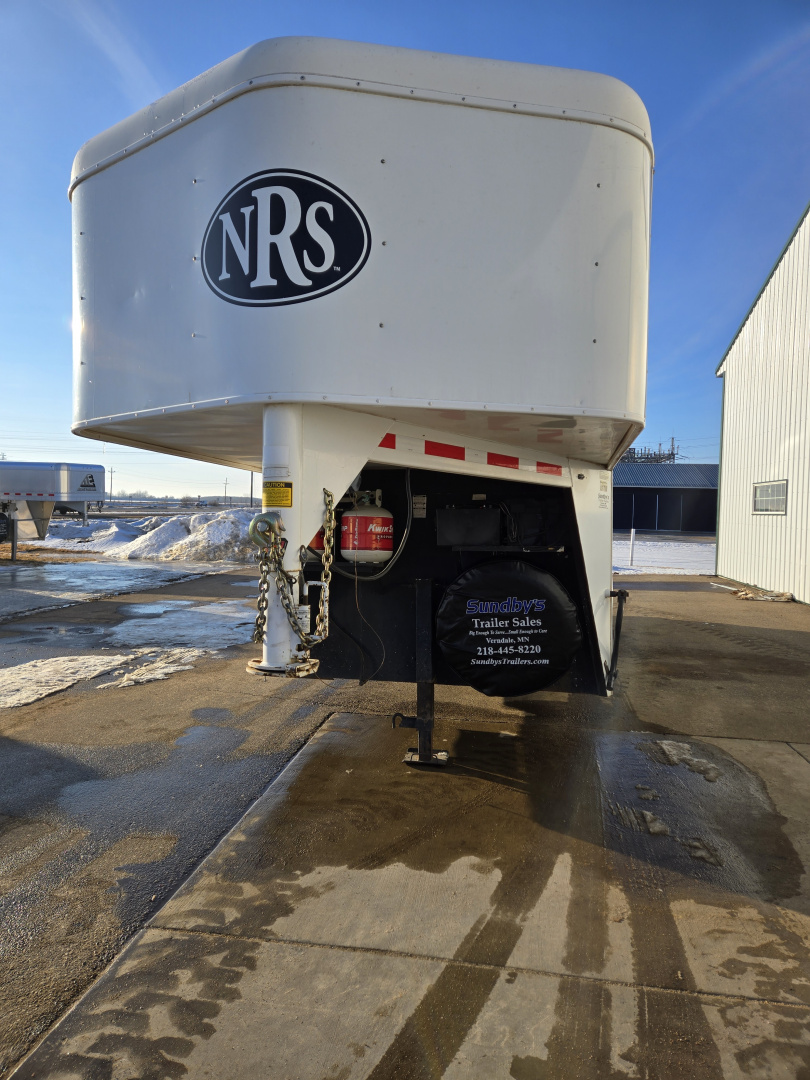 Used 2011 Bison Trailers NRS Coach 3 Horse Trailer