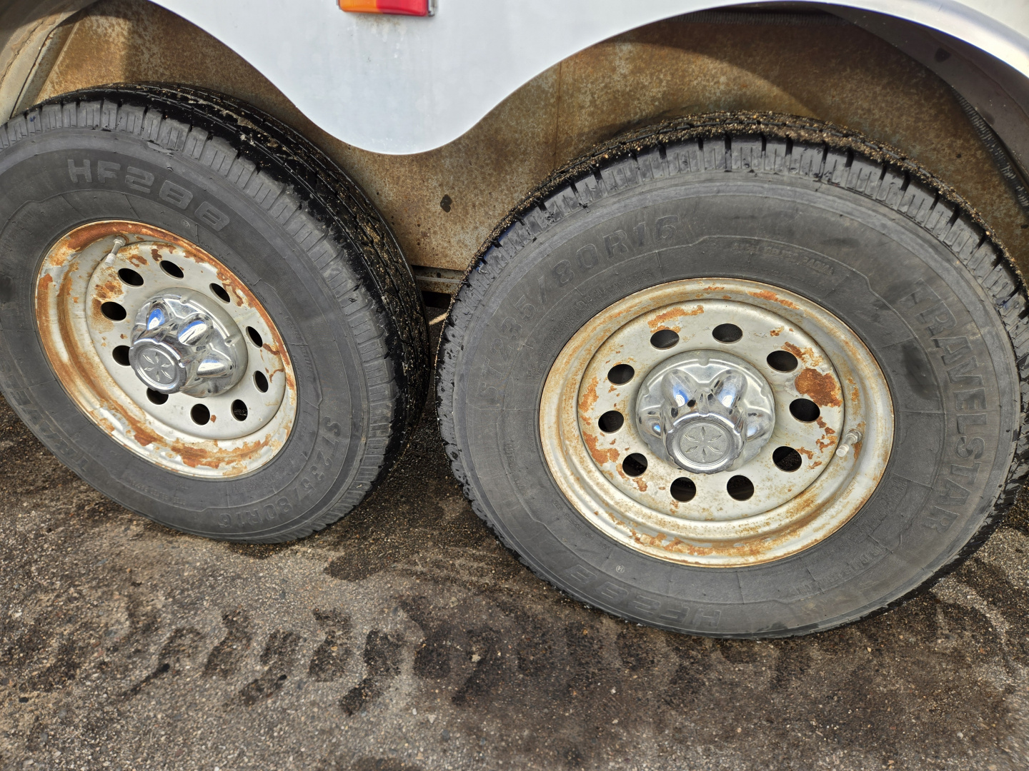 Used 2011 Bison Trailers NRS Coach 3 Horse Trailer