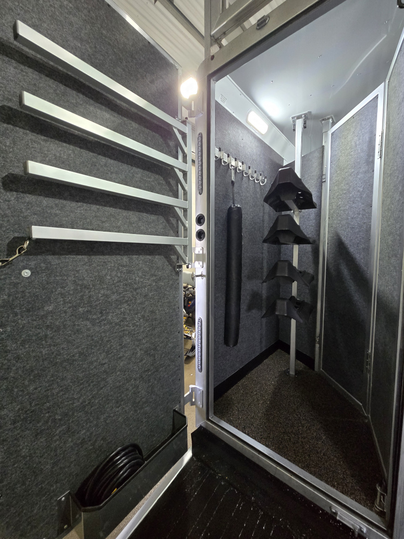 New 2026 Merhow Stampede 4 Horse LQ Trailer