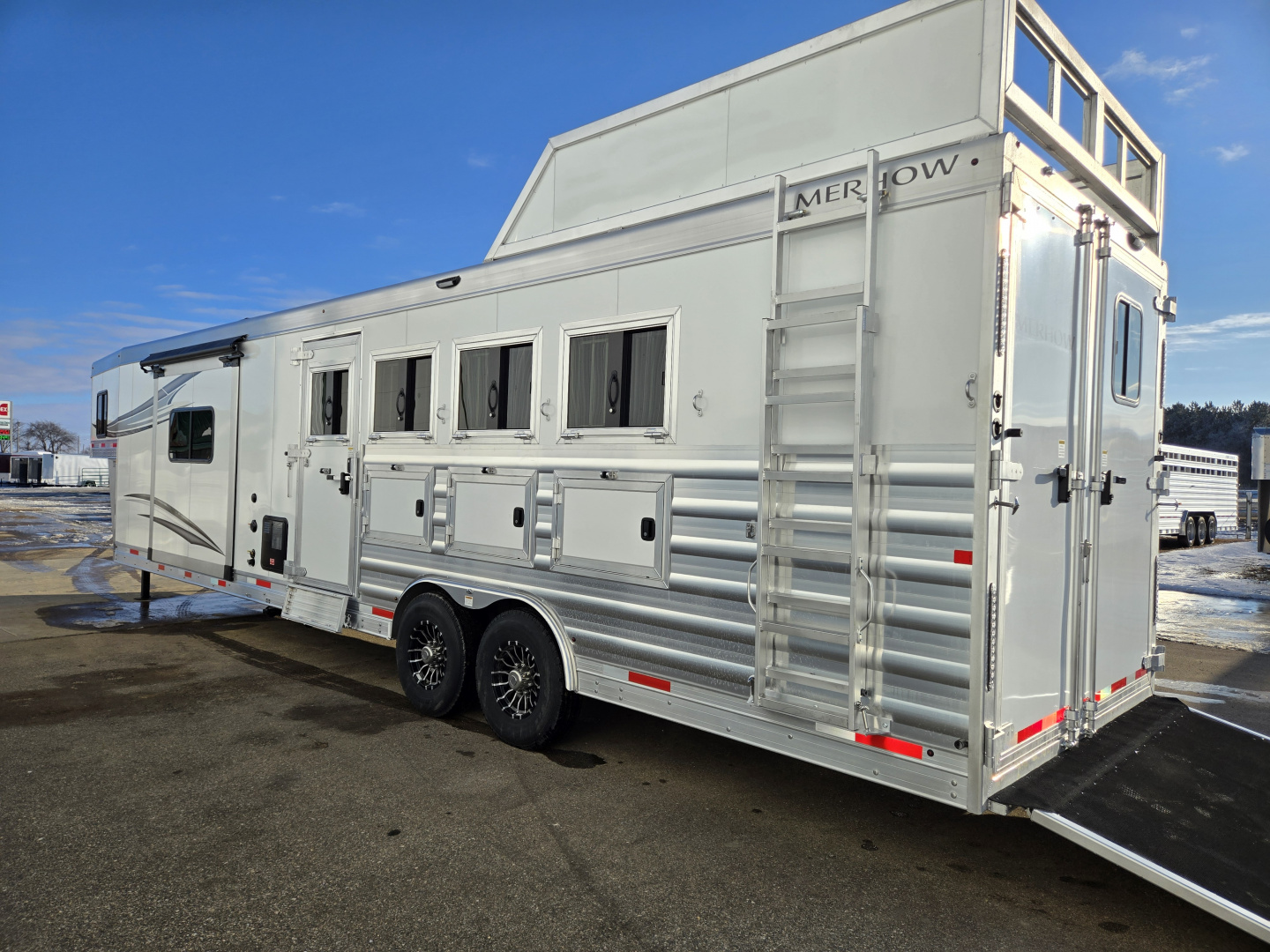 New 2026 Merhow Stampede 4 Horse LQ Trailer