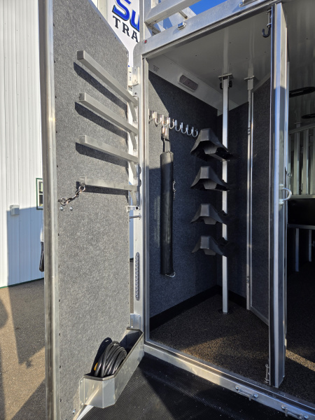 New 2026 Merhow Stampede 4 Horse LQ Trailer