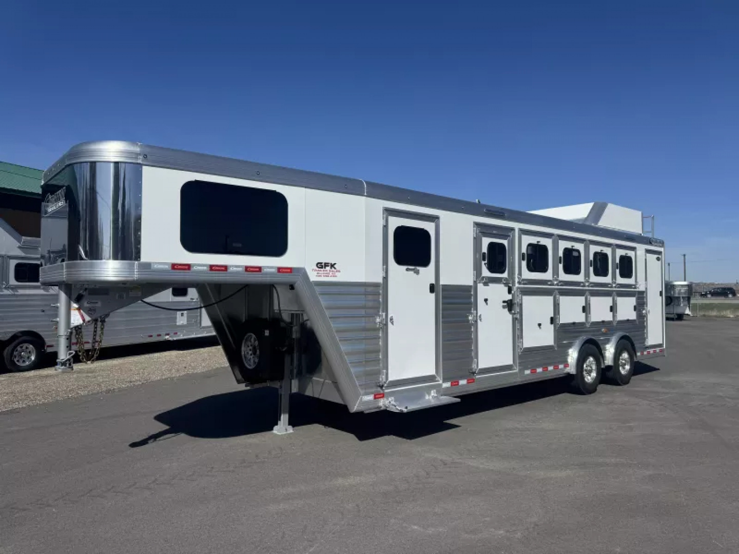 New 2027 Cimarron 5 Horse Trainer Trailer