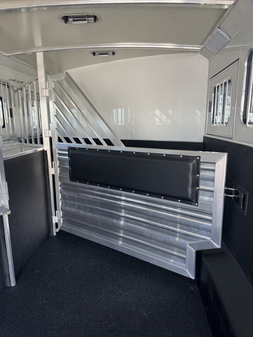 New 2027 Cimarron 5 Horse Trainer Trailer