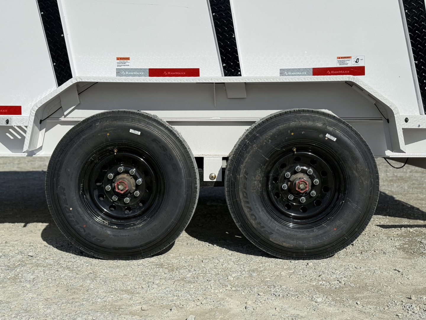 New 2026 RawMaxx LPX TELESCOPIC 83X14X44 HIGH SIDE W/HYDRAULIC JACKS 16K GVWR GOOSENECK Dump Trailer