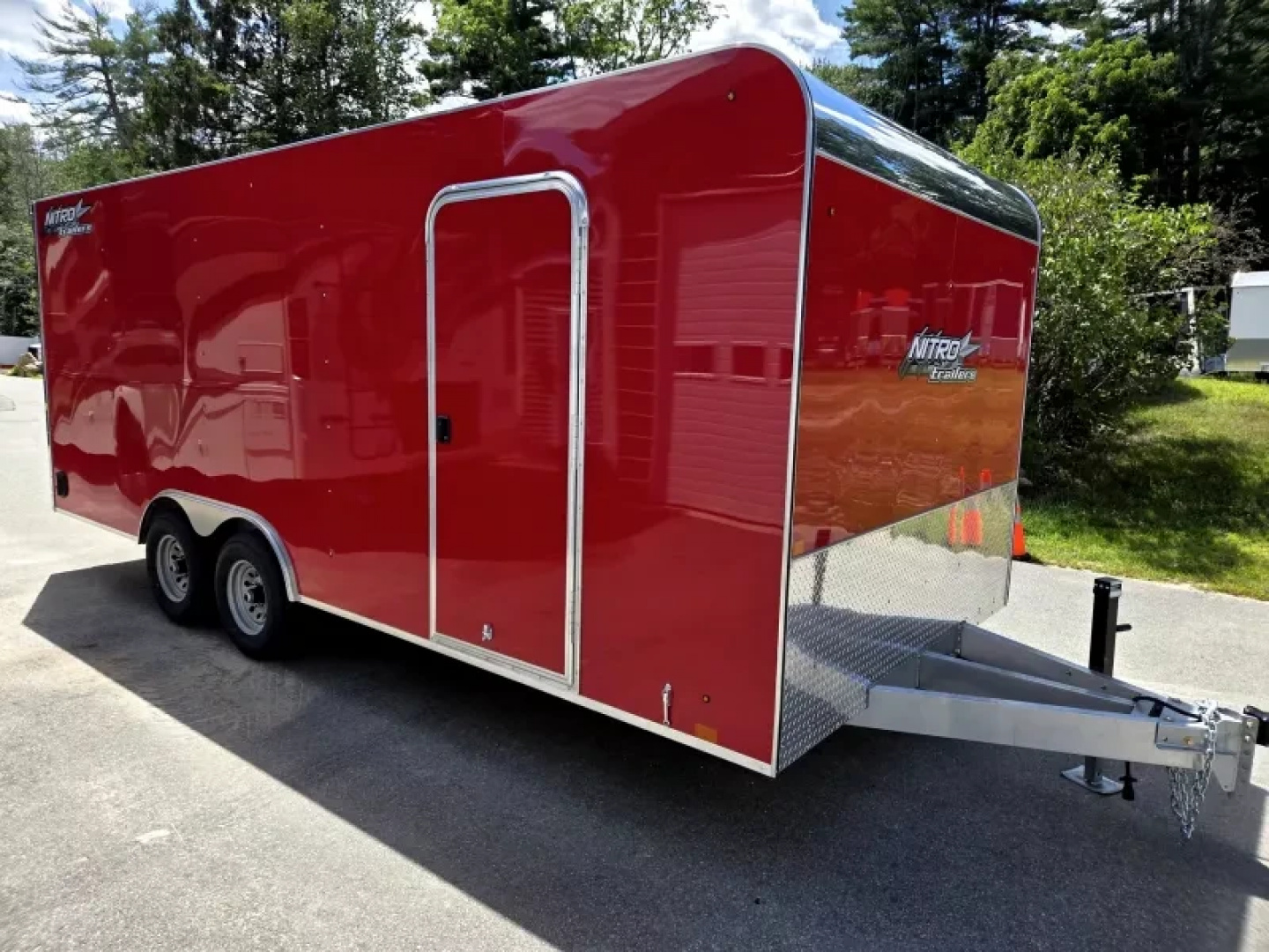 New 2025 8.5x20 enclosed cargo trailer with landscaping package - Nitro