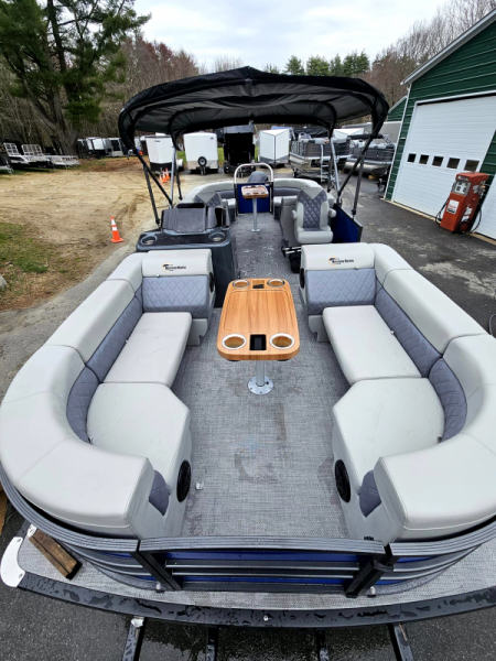 New 2024 P 24 Limited quad lounger - Massimo