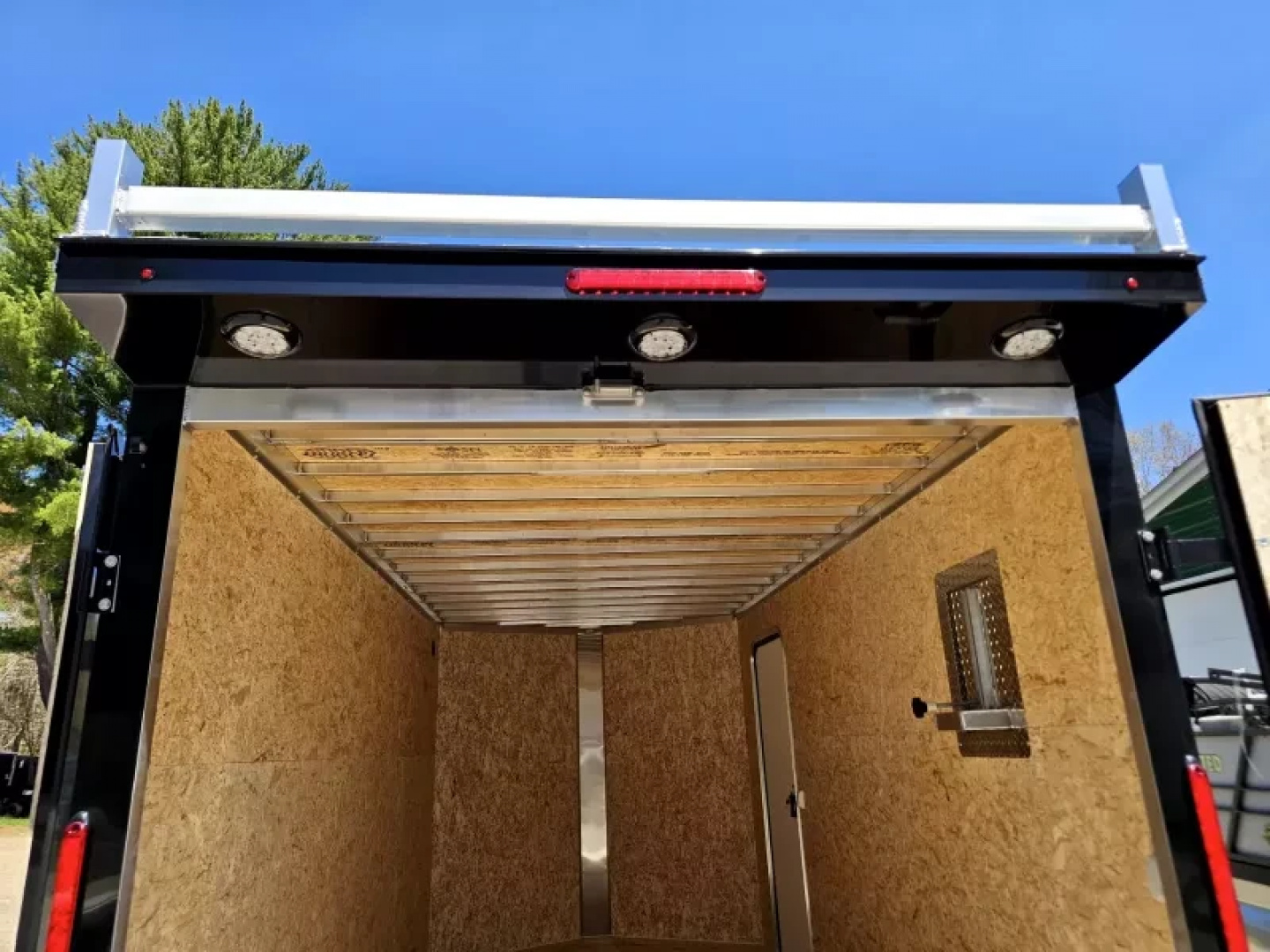 New 2025 7x14 aluminum contractor trailer barn doors - Nitro