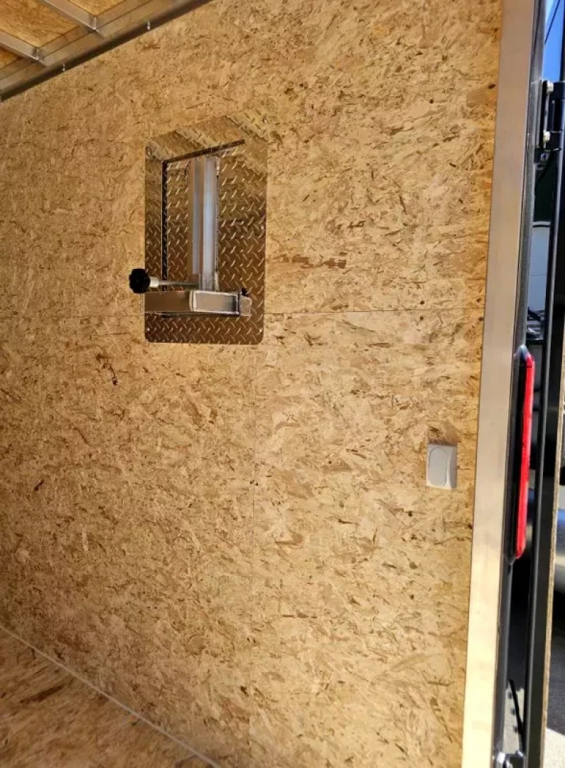 New 2025 7x14 aluminum contractor trailer barn doors - Nitro