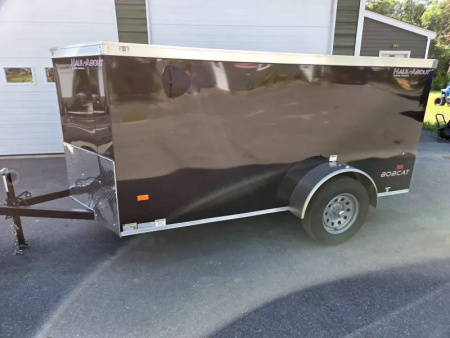 New 2025 5x10 enclosed cargo trailer with barn door & side door - Haul-About