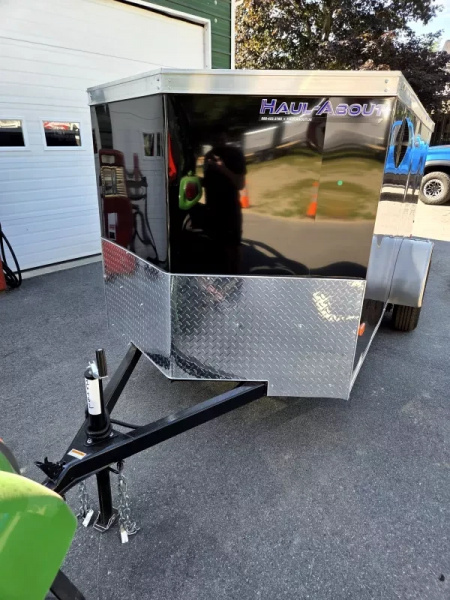 New 2025 5x10 enclosed cargo trailer with barn door & side door - Haul-About