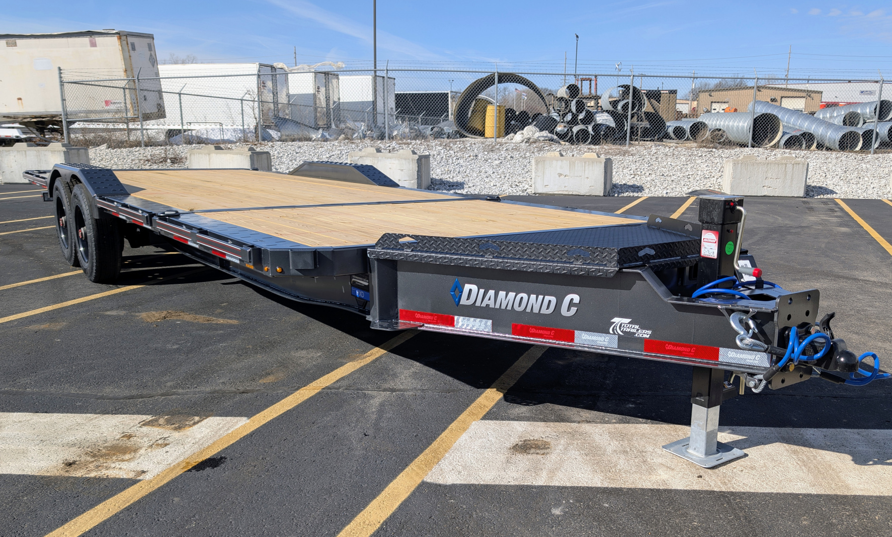 New Diamond C 24' HXD-210 Gravity Tilt 102" Wide: 23K (GVWR), Drive Over Fenders, Equipment Trailer
