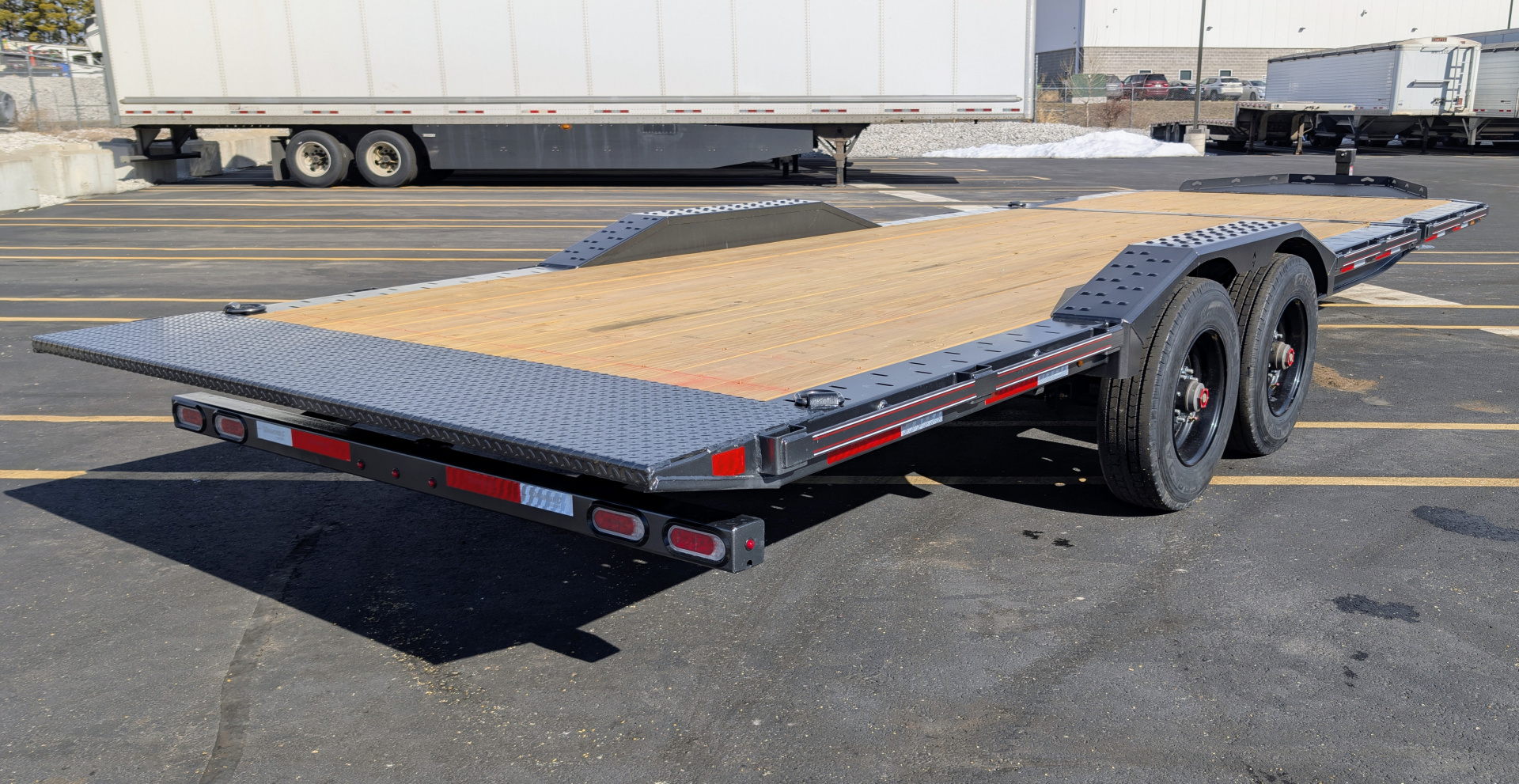 New Diamond C 24' HXD-210 Gravity Tilt 102" Wide: 23K (GVWR), Drive Over Fenders, Equipment Trailer