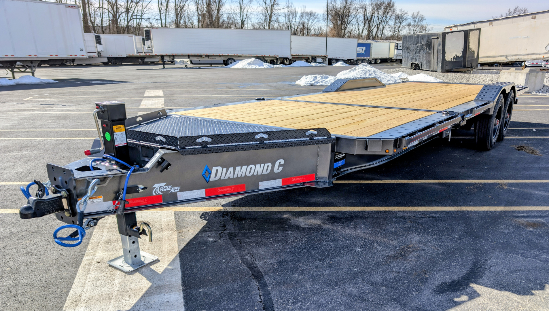 New Diamond C 24' HXD-210 Gravity Tilt 102" Wide: 23K (GVWR), Drive Over Fenders, Equipment Trailer