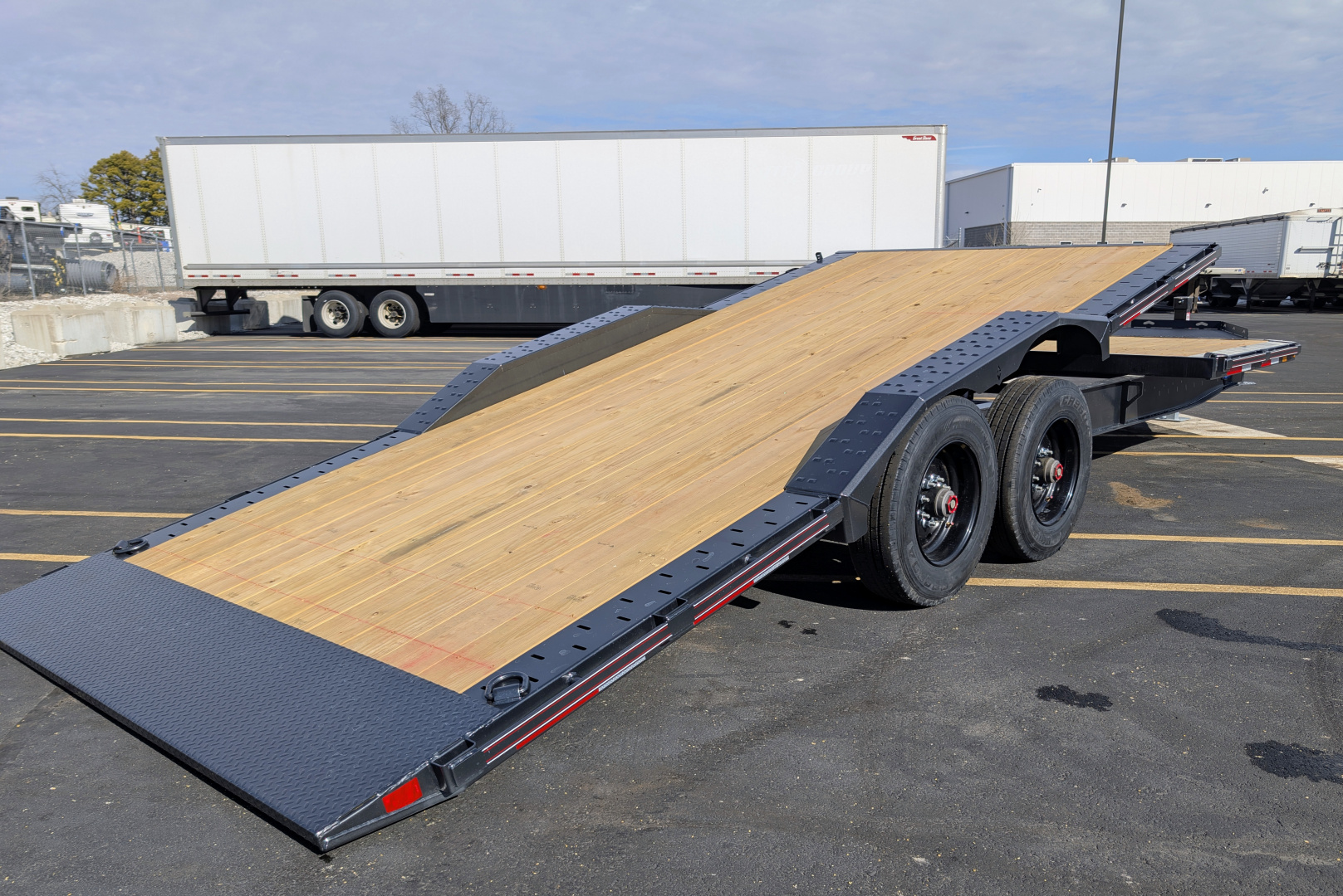 New Diamond C 24' HXD-210 Gravity Tilt 102" Wide: 23K (GVWR), Drive Over Fenders, Equipment Trailer