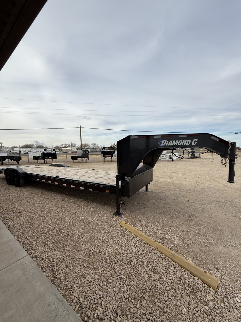 Used 2022 Diamond C Trailers LPX Equipment Trailer