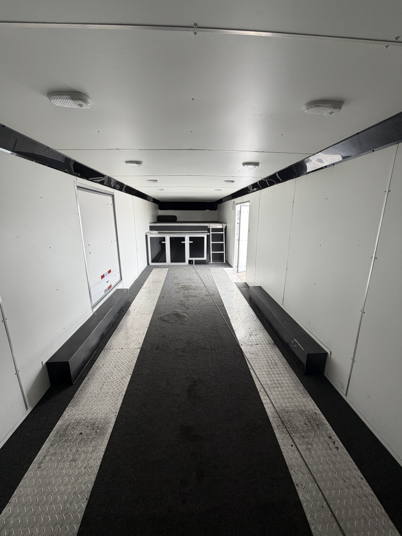 Used 2013 United Trailers 2 Axle Cargo / Enclosed Trailer