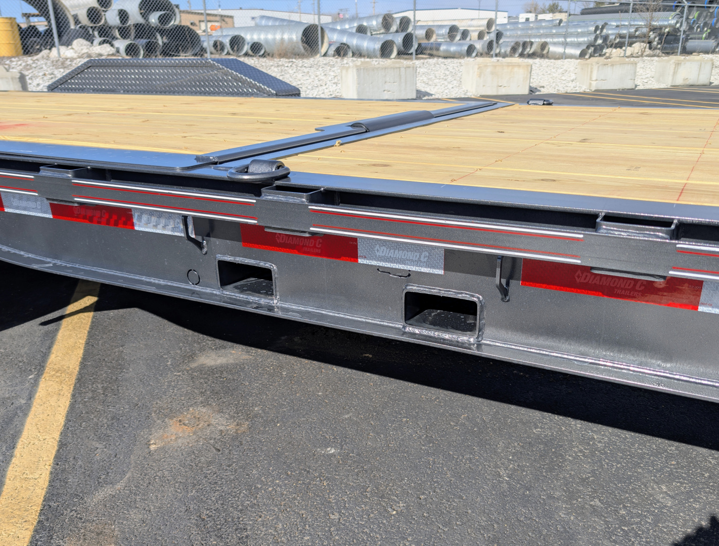 New Diamond C HDT-210-22' Gravity Tilt 23K (GVWR) Equipment Trailer