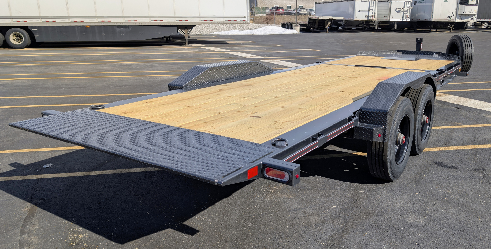 New Diamond C HDT-210-22' Gravity Tilt 23K (GVWR) Equipment Trailer
