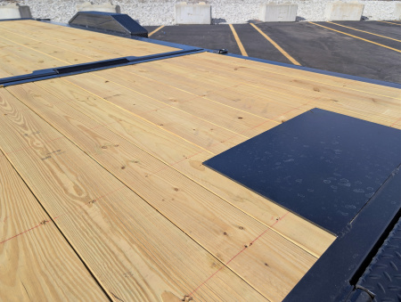 New Diamond C HDT-210-22' Gravity Tilt 23K (GVWR) Equipment Trailer