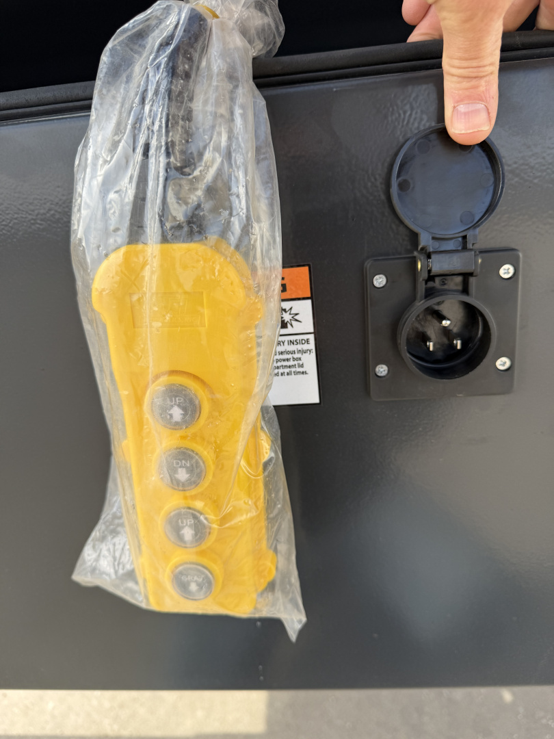 New 2026 Buckshot 83"x16' Telescopic Gooseneck Dump Trailer W/3' Sides/8KAxles