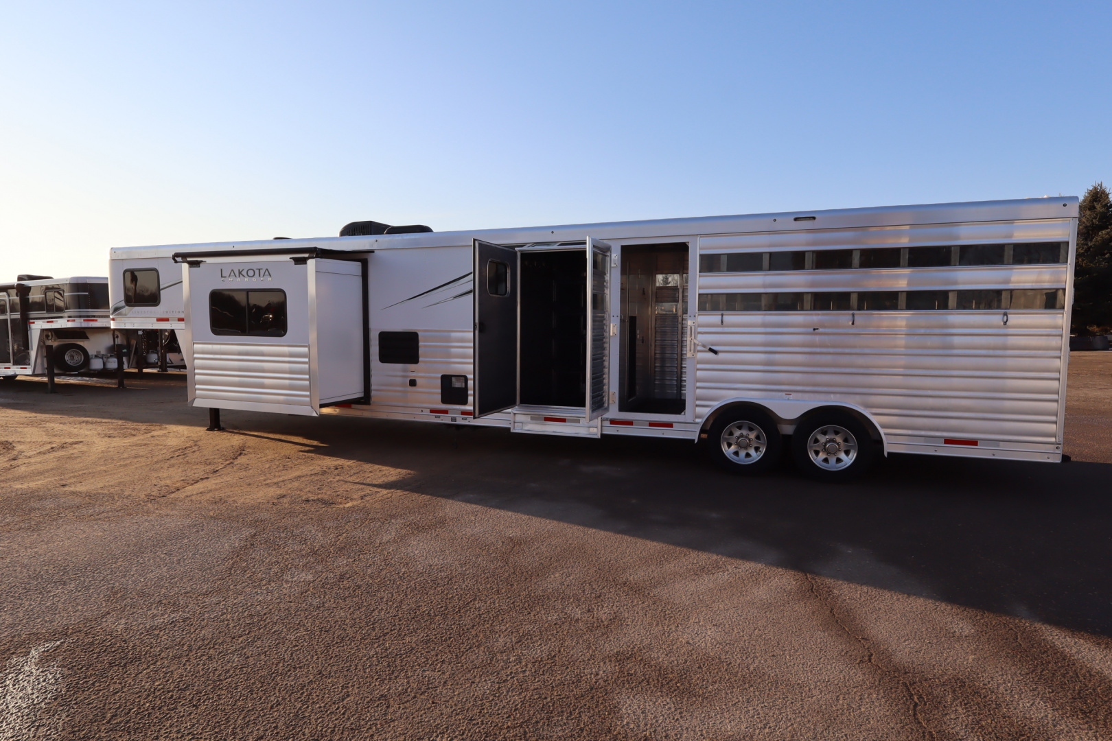 Used 2021 Lakota Charger Livestock Edition Horse Trailer