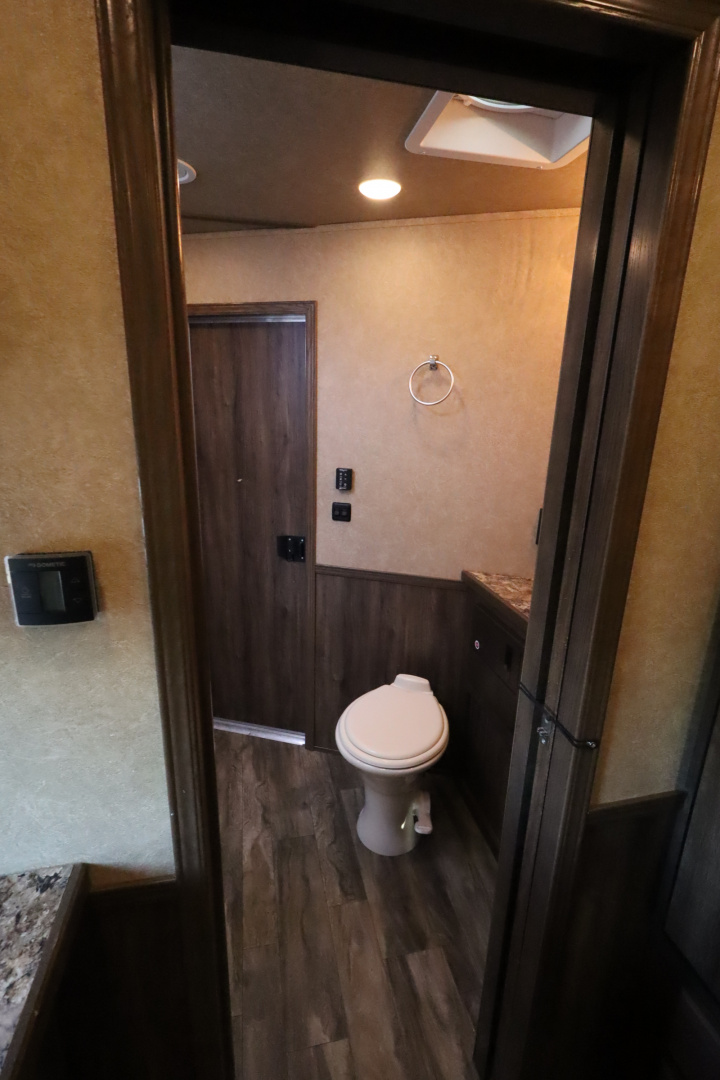 Used 2021 Lakota Charger Livestock Edition Horse Trailer