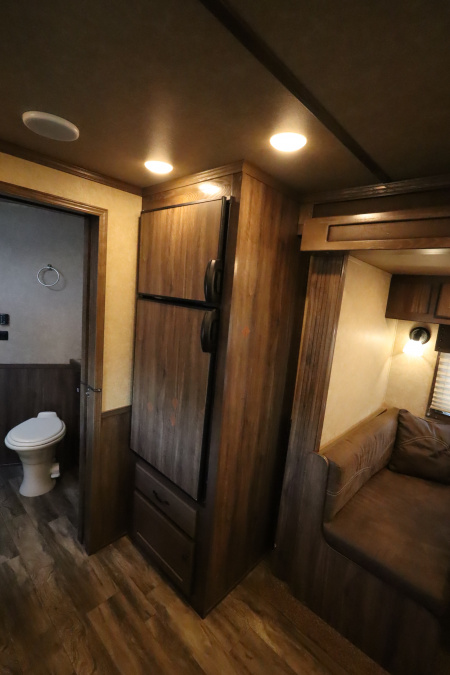 Used 2021 Lakota Charger Livestock Edition Horse Trailer