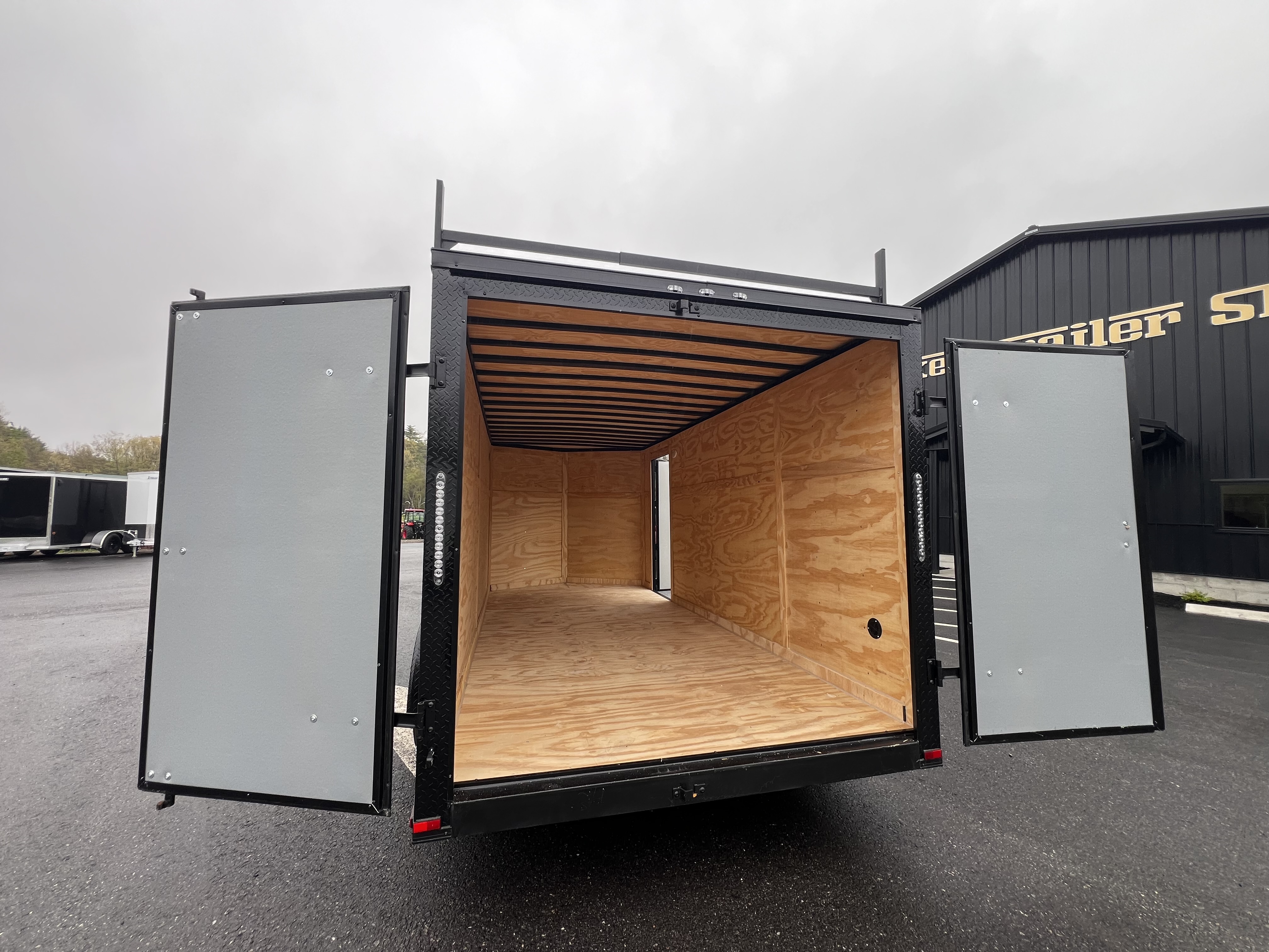 New 2026 Panther Cargo 7x16 +2ft V-Nose /.080 Polycore /Blackout Package/ Contractor Package - 7000 GVW
