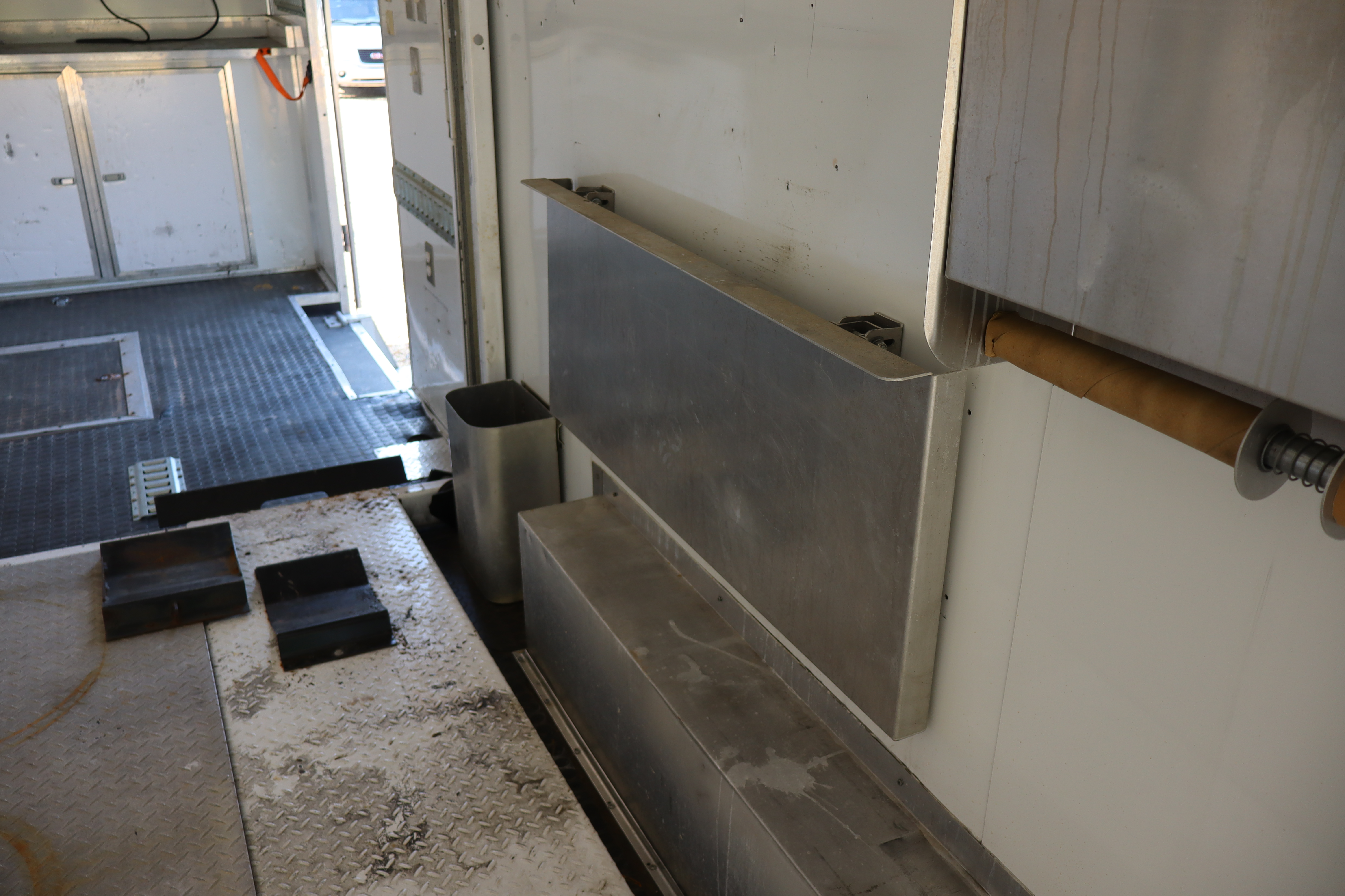 Used 2008 8.5X30 Haulmark Stacker