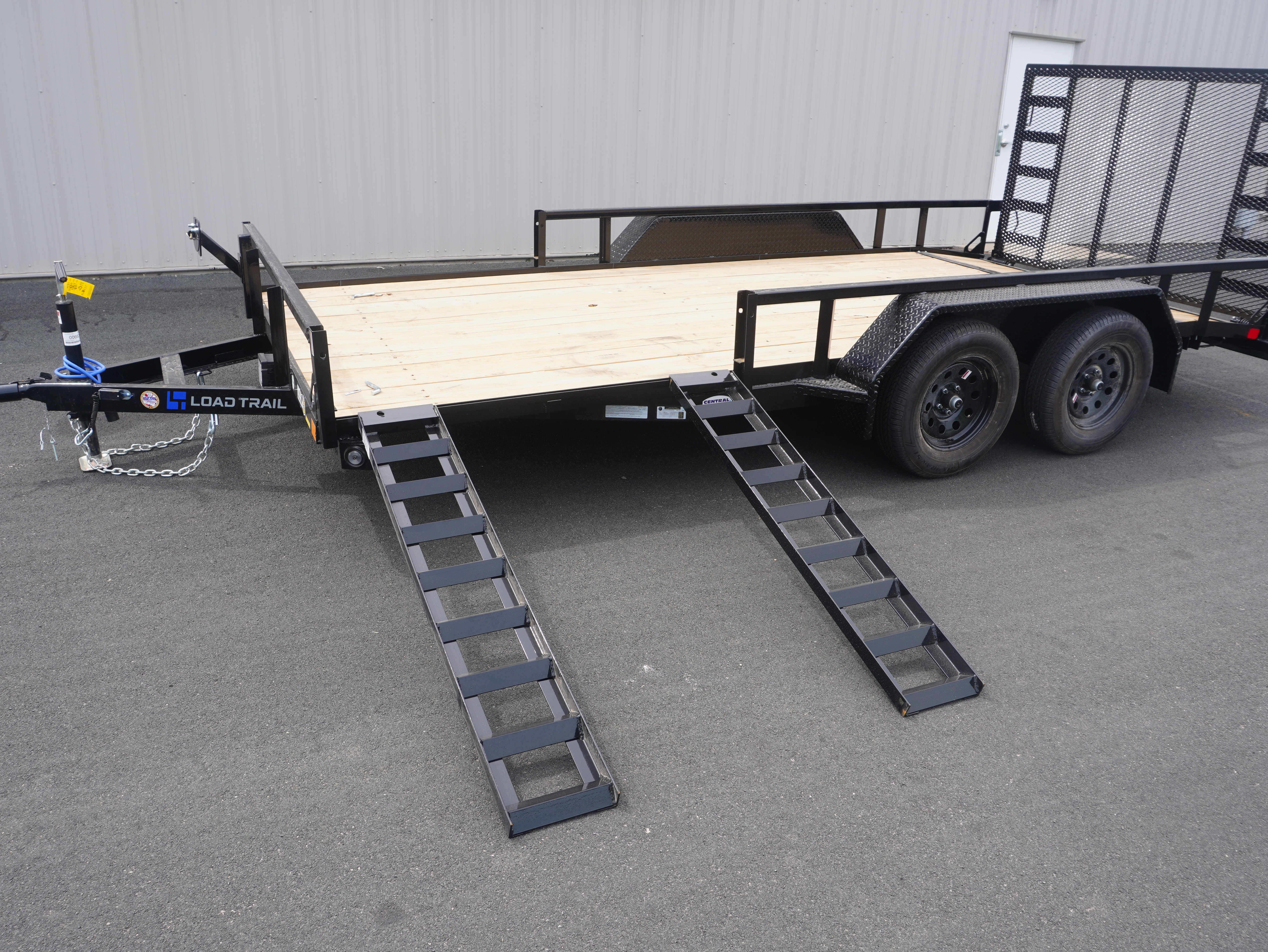 New 2026 Load Trail 83'x16ft Utility