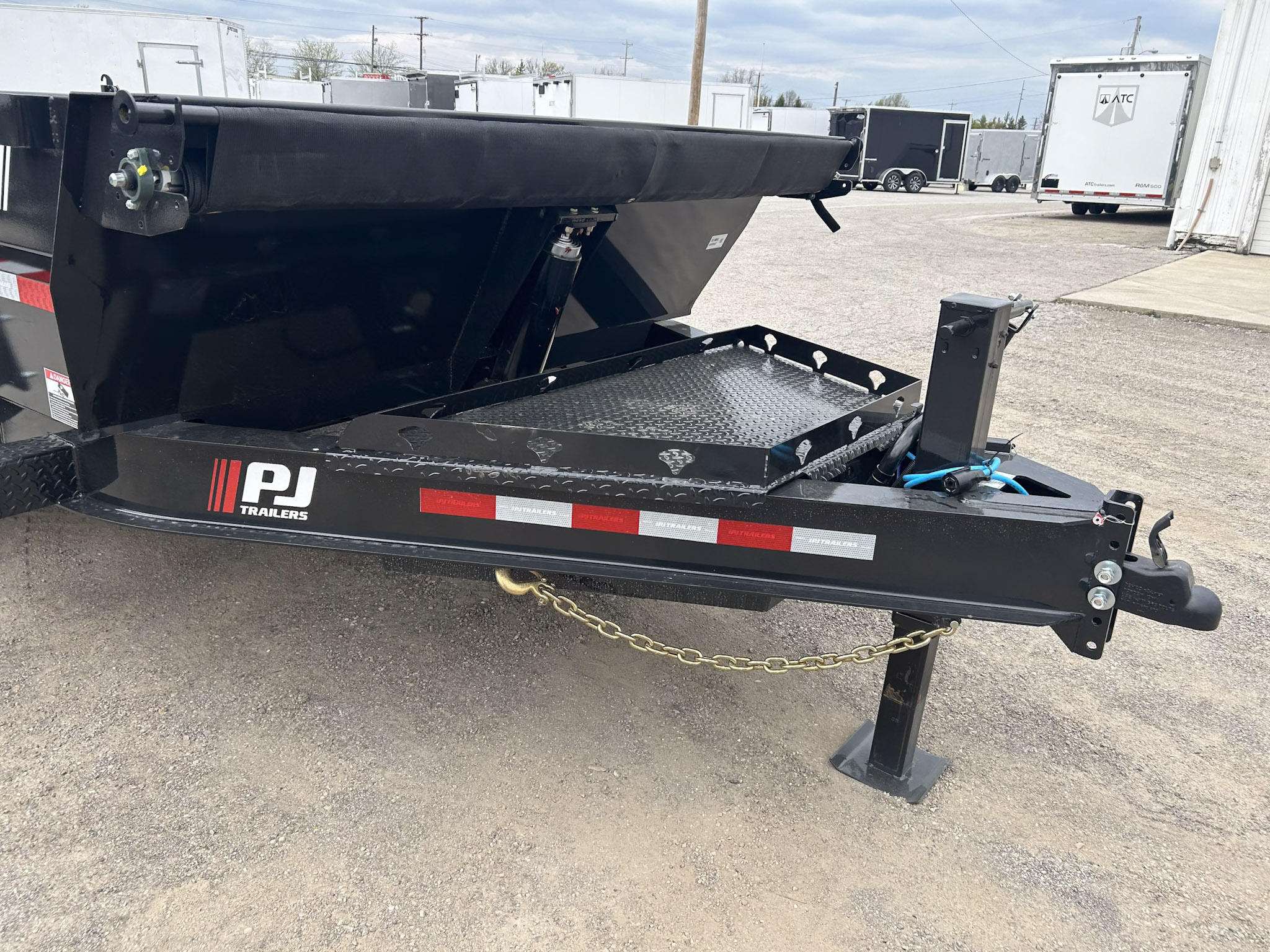 New 2026 PJ Trailers 7 X 14 FT LOW PRO TELESCOPIC DUMP TRAILER 15K GVWR