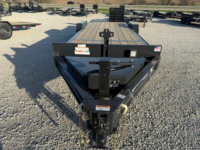New 2026 Hillcrest Black-Grey 83"x21'+3' 17.6k I-Beam Equipment Trailer