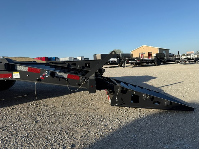 New 2026 Hillcrest Black-Grey 83"x21'+3' 17.6k I-Beam Equipment Trailer