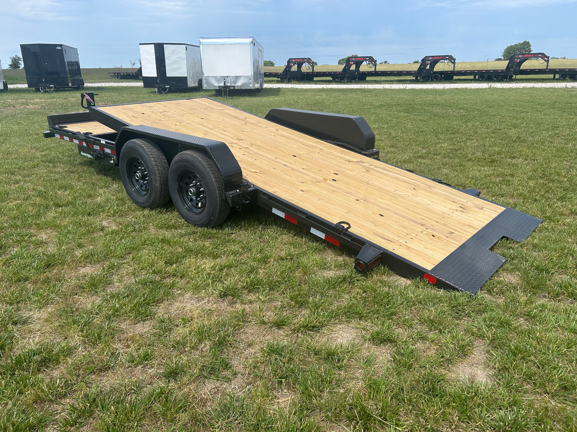 Used 2027 Big Tex 83x20 Tandem 14K Gravity Tilt w/ 4' Stationary Deck