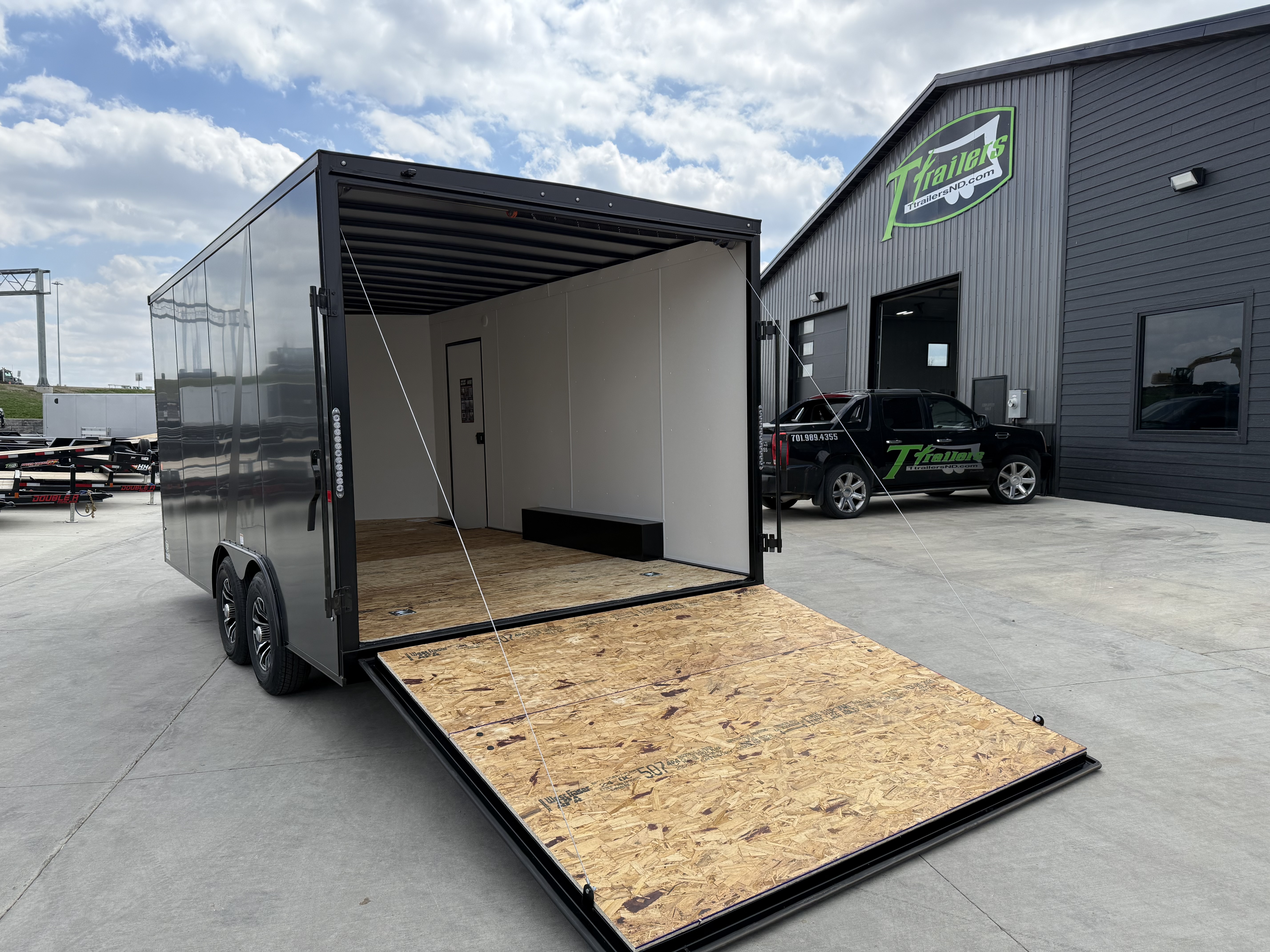 New NEW 2026 AERO 8.5x16 +2’V 7’ TALL, WHITE Interior, BLACKOUT  EDITION QUALITY Enclosed Rear Ramp Car Hauler Cargo Trailer