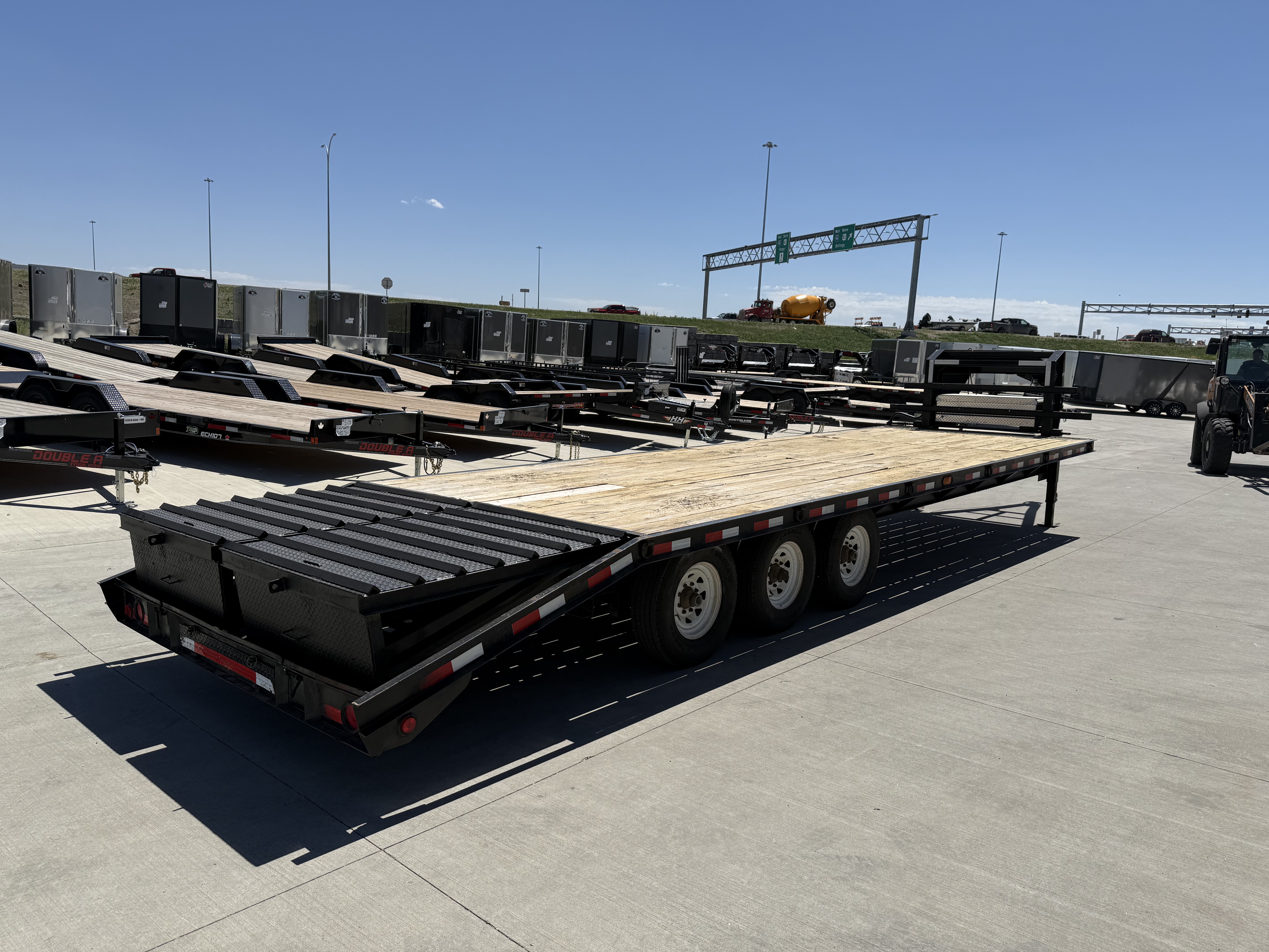 Used 2010 Load Rite 30 foot 21k Flatbed Trailer