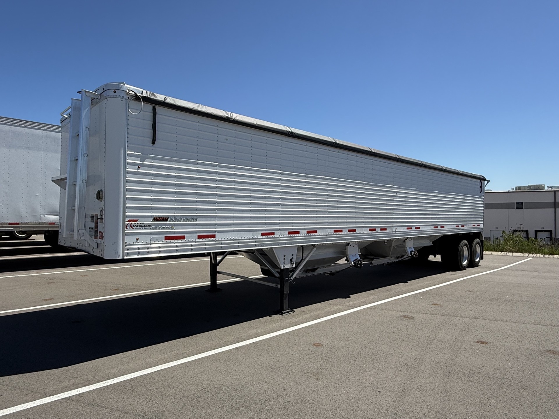Used $1,650/month 2020 Timpte White 42x96x78 Hopper Trailer Rent to Own