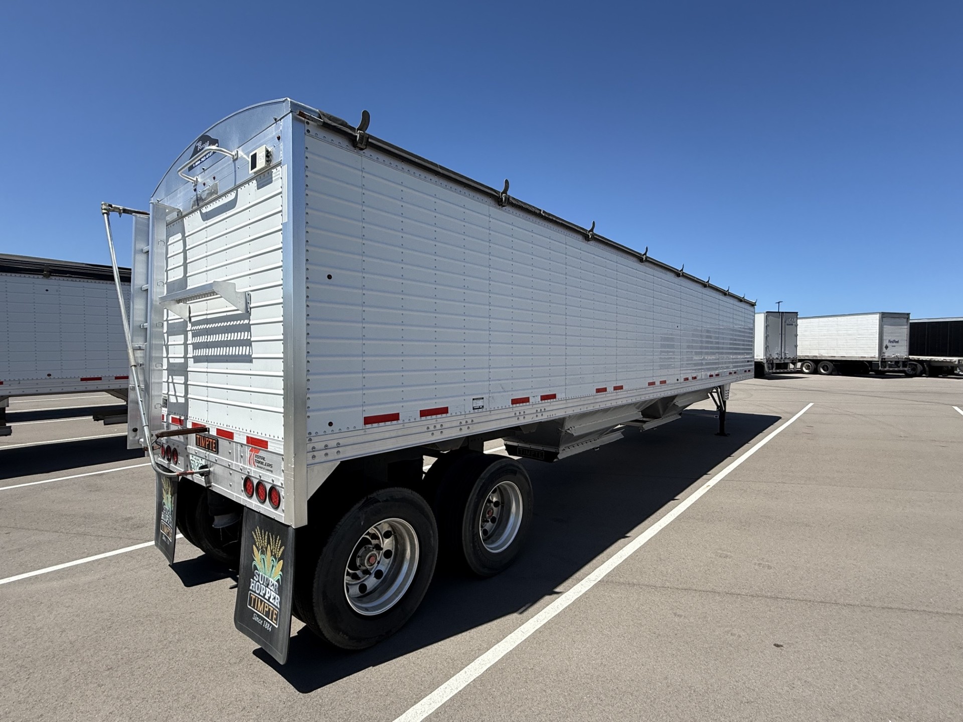 Used $1,650/month 2020 Timpte White 42x96x78 Hopper Trailer Rent to Own