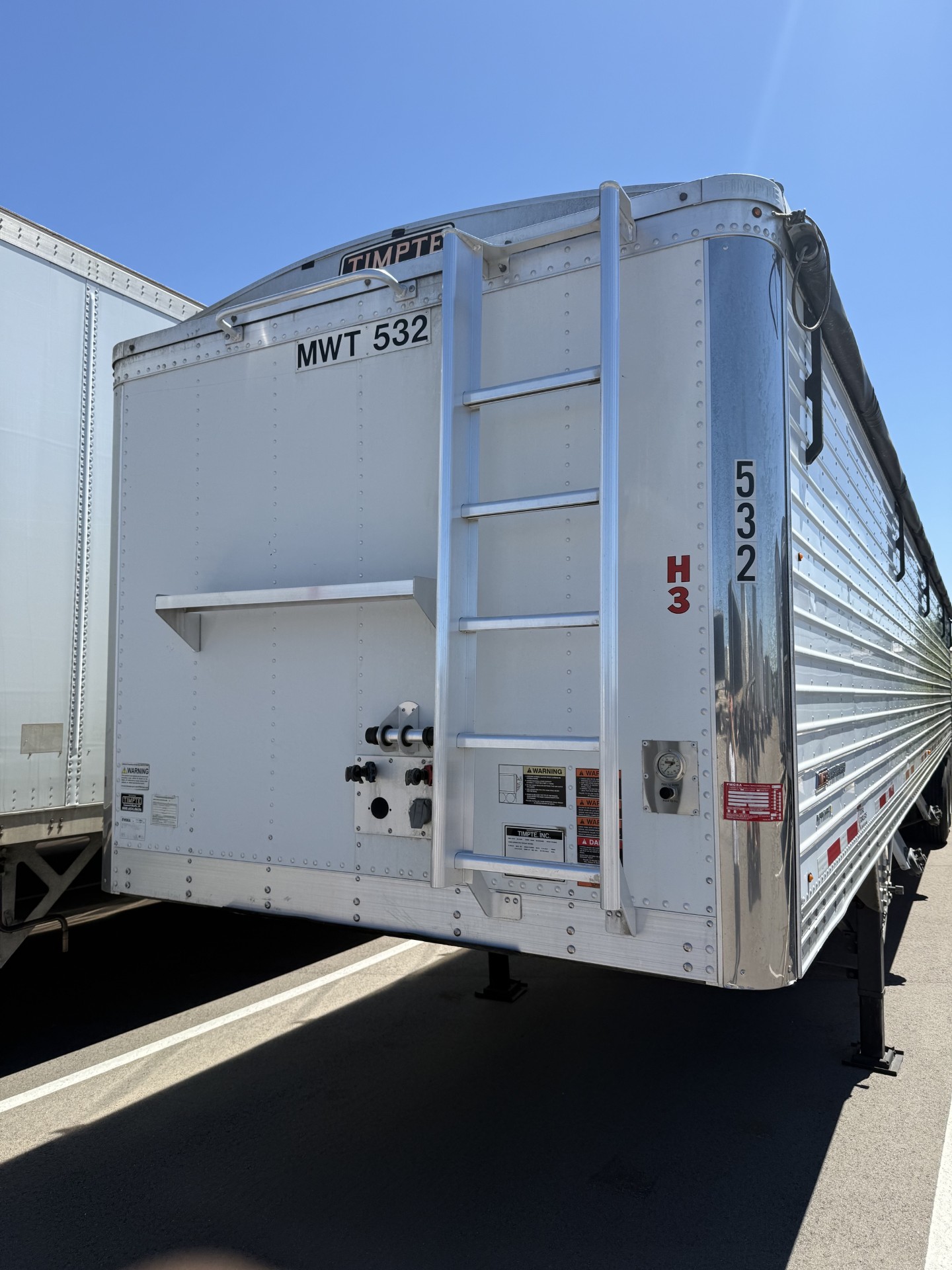 Used $1,650/month 2021 Timpte White 42x96x78 Hopper Trailer Rent to Own