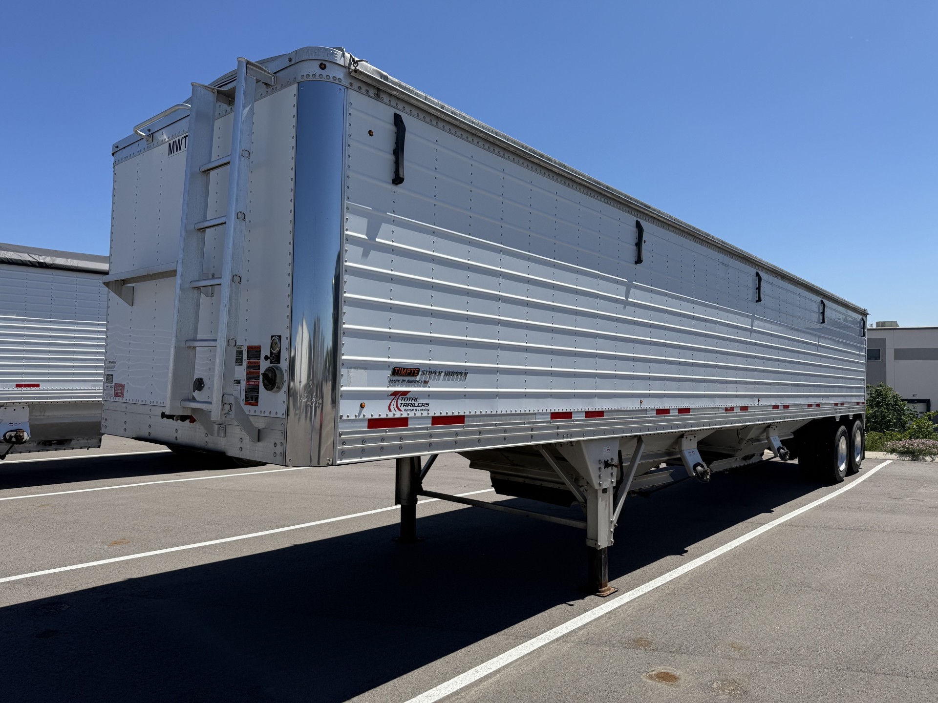 Used $1,650/month 2022 Timpte White 42x96x78 Hopper Trailer Rent to Own