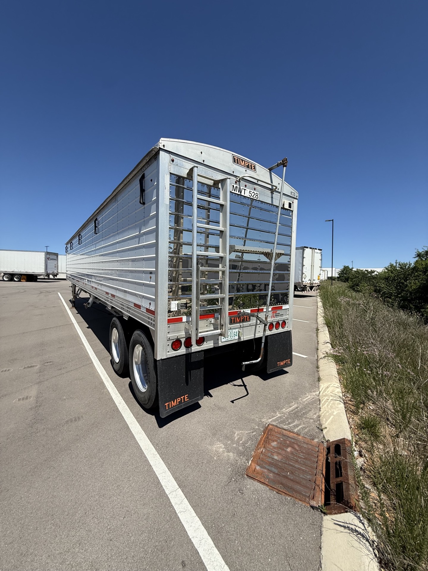 Used $1,650/month 2022 Timpte White 42x96x78 Hopper Trailer Rent to Own