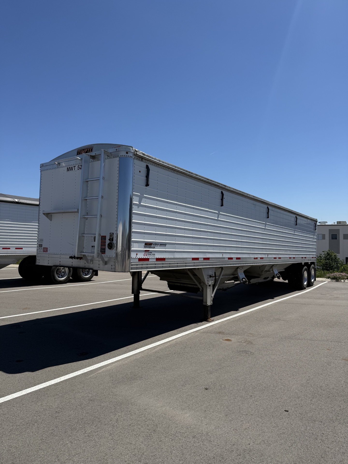 Used $1,650/month 2022 Timpte White 42x96x78 Hopper Trailer Rent to Own