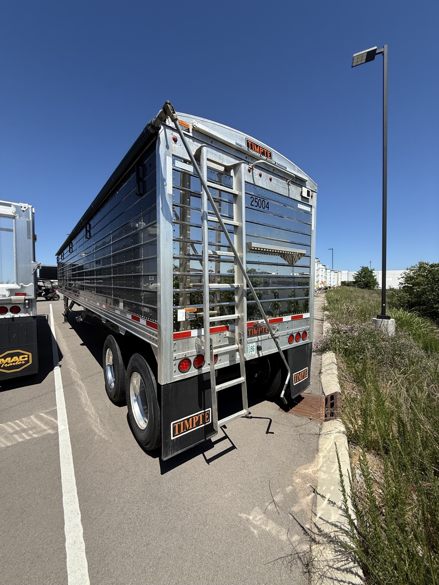 Used $1,650/month 2025 Timpte GRAY 42x96x78 Hopper Trailer Rent to Own
