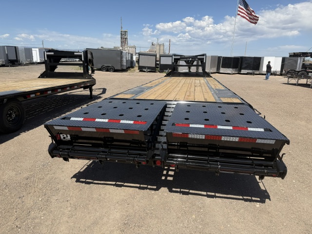 New 2027 PJ Trailers LQ 30' Goose Neck Deckover Trailer- 17.5K