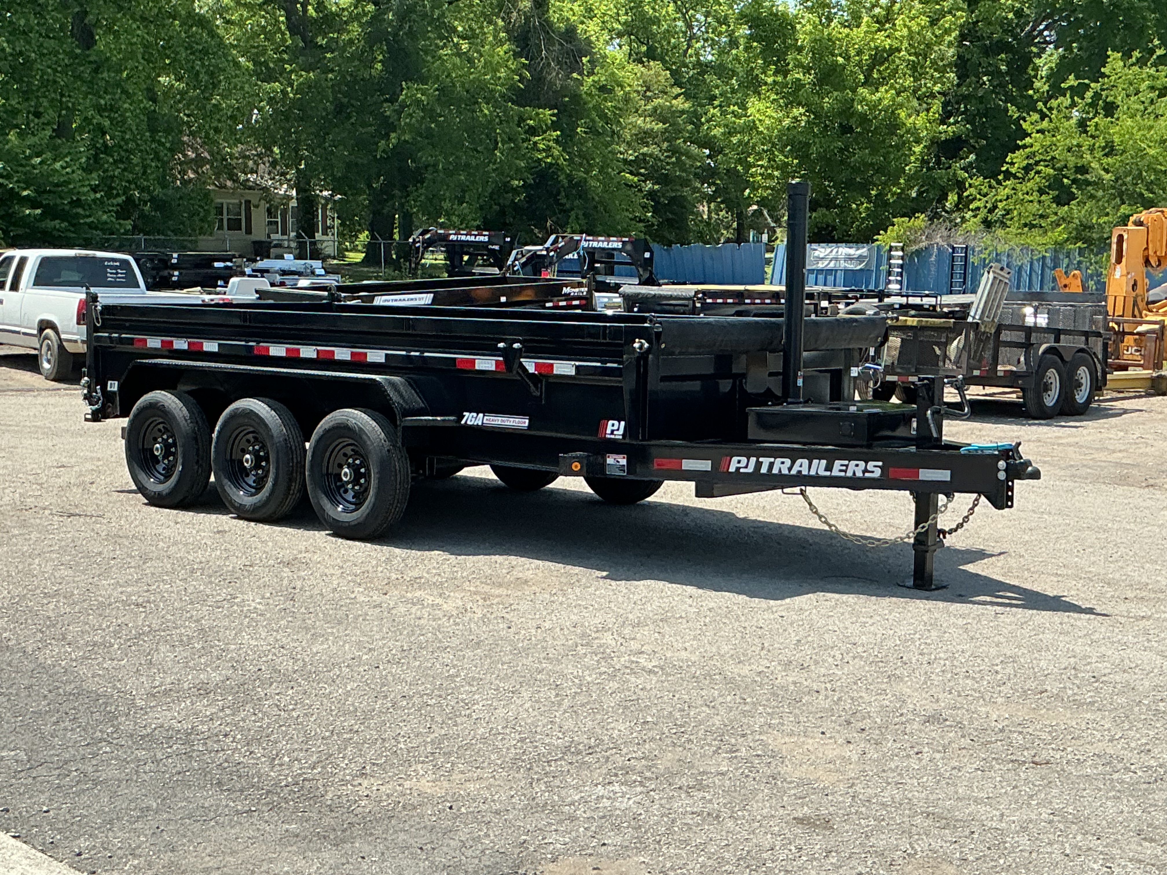 New 2026 PJ Trailers 83  x 16' Pro-Lift (DT) 21K GVWR Dump Trailer