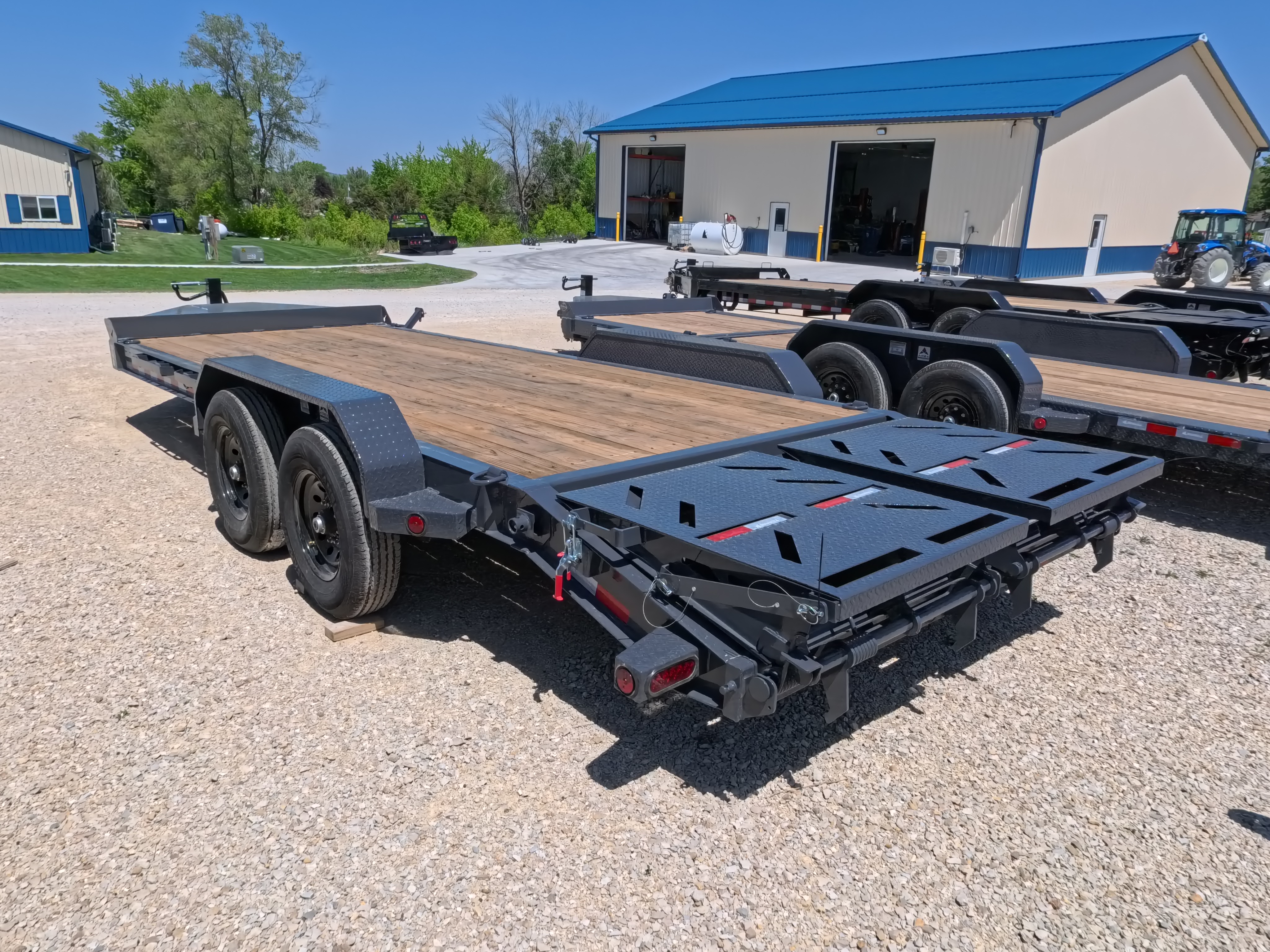 New 2026 Iron Bull 83x20 EWB Equipment Trailer, 14K GVWR, 3' Self Cleaning Dove Tail w/Rampage Ramps, Adj. 14K Coupler, LRE 10 Ply Tires