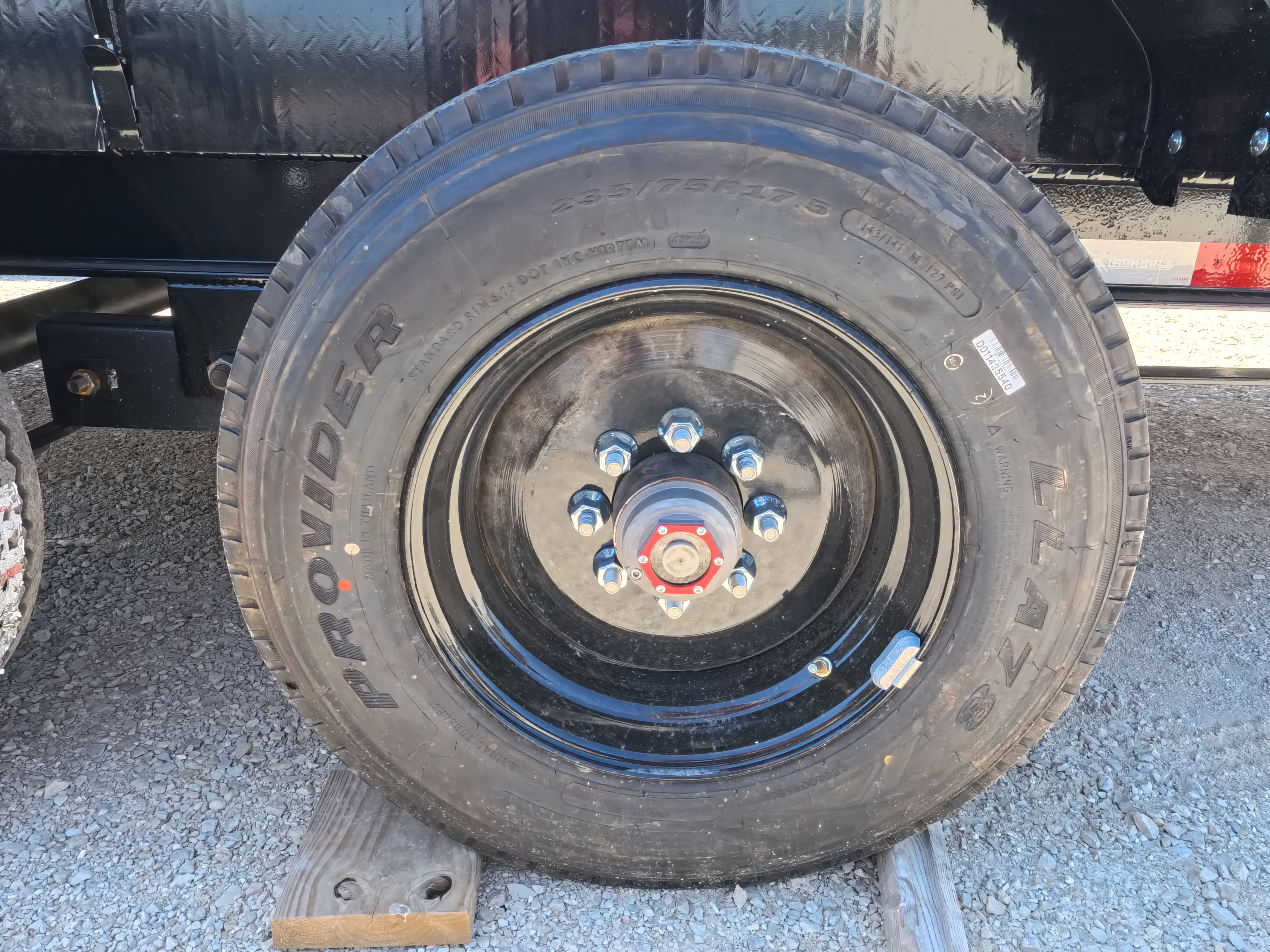 New 2026 Iron Bull 83 X 22 EHB Equipment Trailer w/2- 10K Axles, 4' Self Cleaning Dove Tail and 4' Rampage Ramps, Adj. 25K Coupler and 2 5/16" Receiver , LRJ 18 Ply Tires