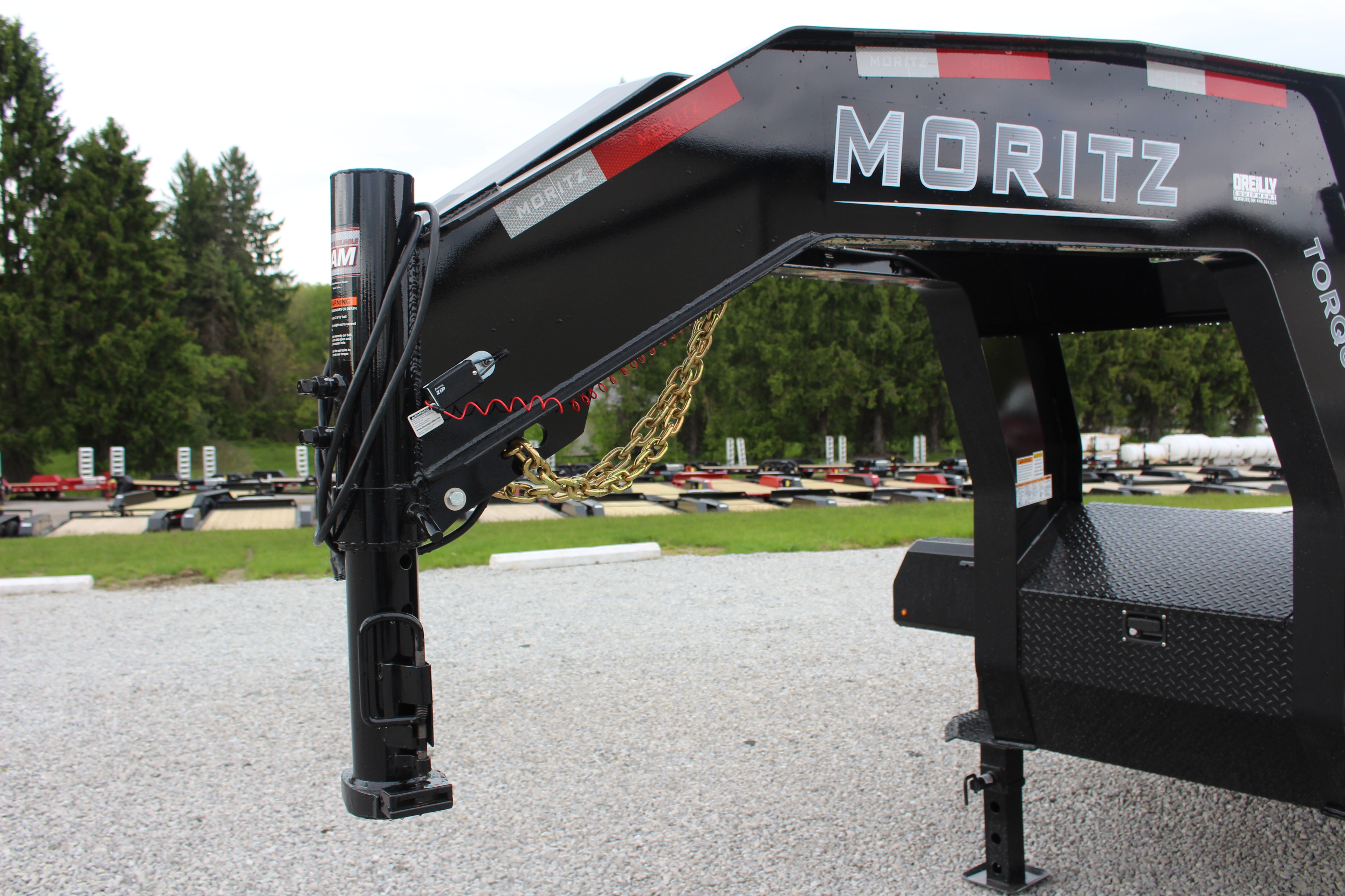 New 2026 Moritz FDGH Hydraulic Tail 30' GOOSENECK Deckover Flatbed Trailer- 25900# GVW