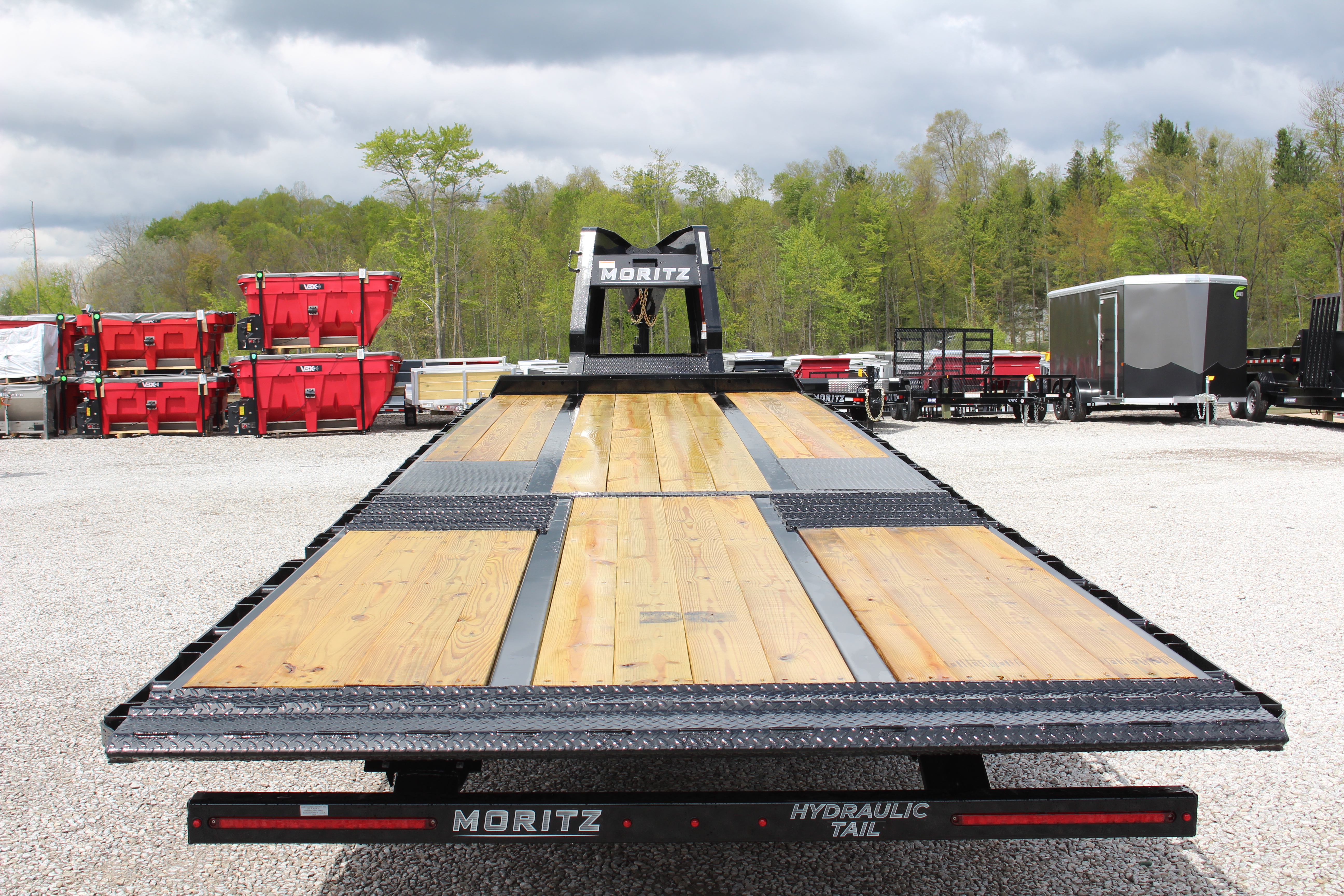 New 2026 Moritz FDGH Hydraulic Tail 32' GOOSENECK Deckover Flatbed Trailer- 25900# GVW