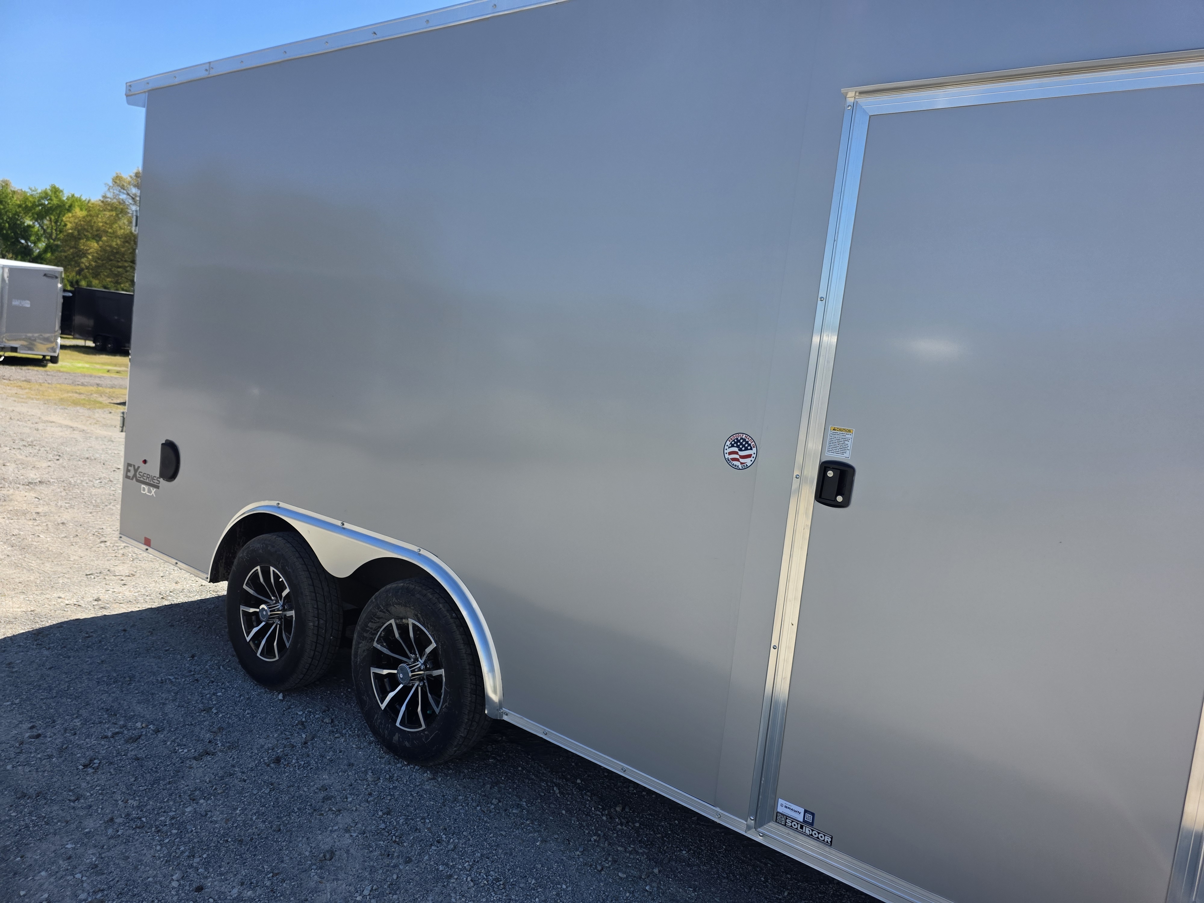 New 2026 Look Trailers 8.5X16 7FT INSIDE FLAT FLOOR SCREWLESS 080 ALUM WHEELS ATV UTV SXS GOLFCART Cargo / Enclosed Trailer